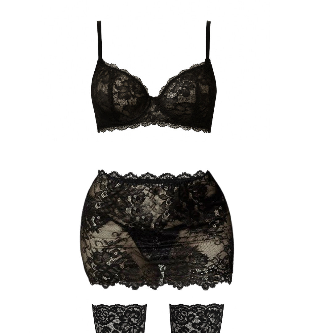 Romina conjunto de mini falda encaje