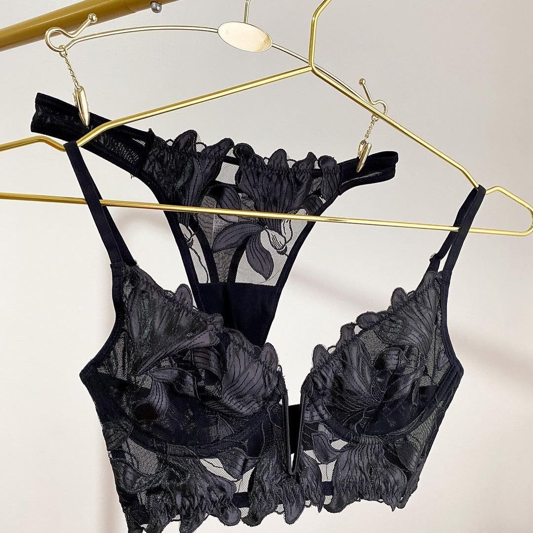 Dalia conjunto Lencería Floral Negro