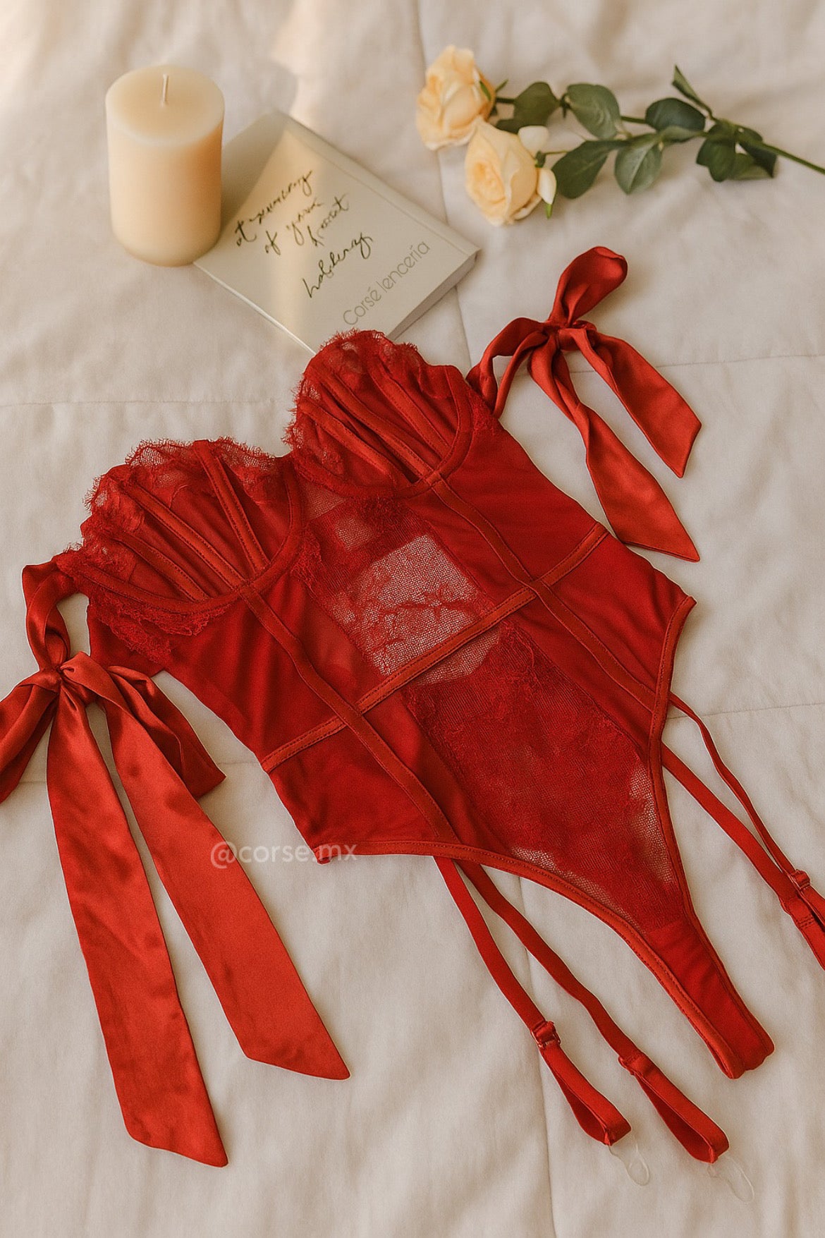 Frida Body de Encaje Rojo con medias