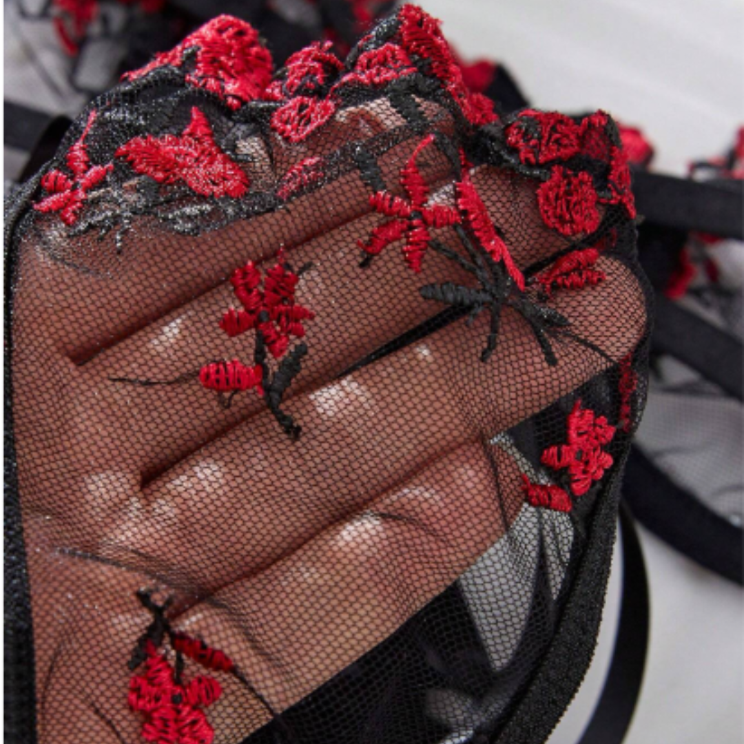 Valentine Conjunto Rojo con Negro